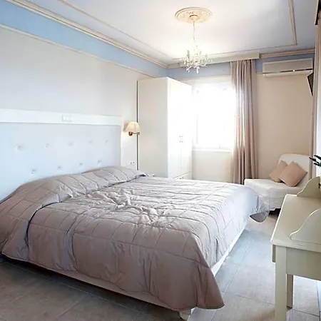 Hotel Tina's House Kallithea (Chalkidiki)